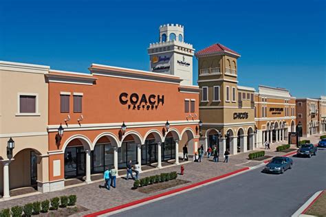 Store Directory for San Marcos Premium Outlets®.